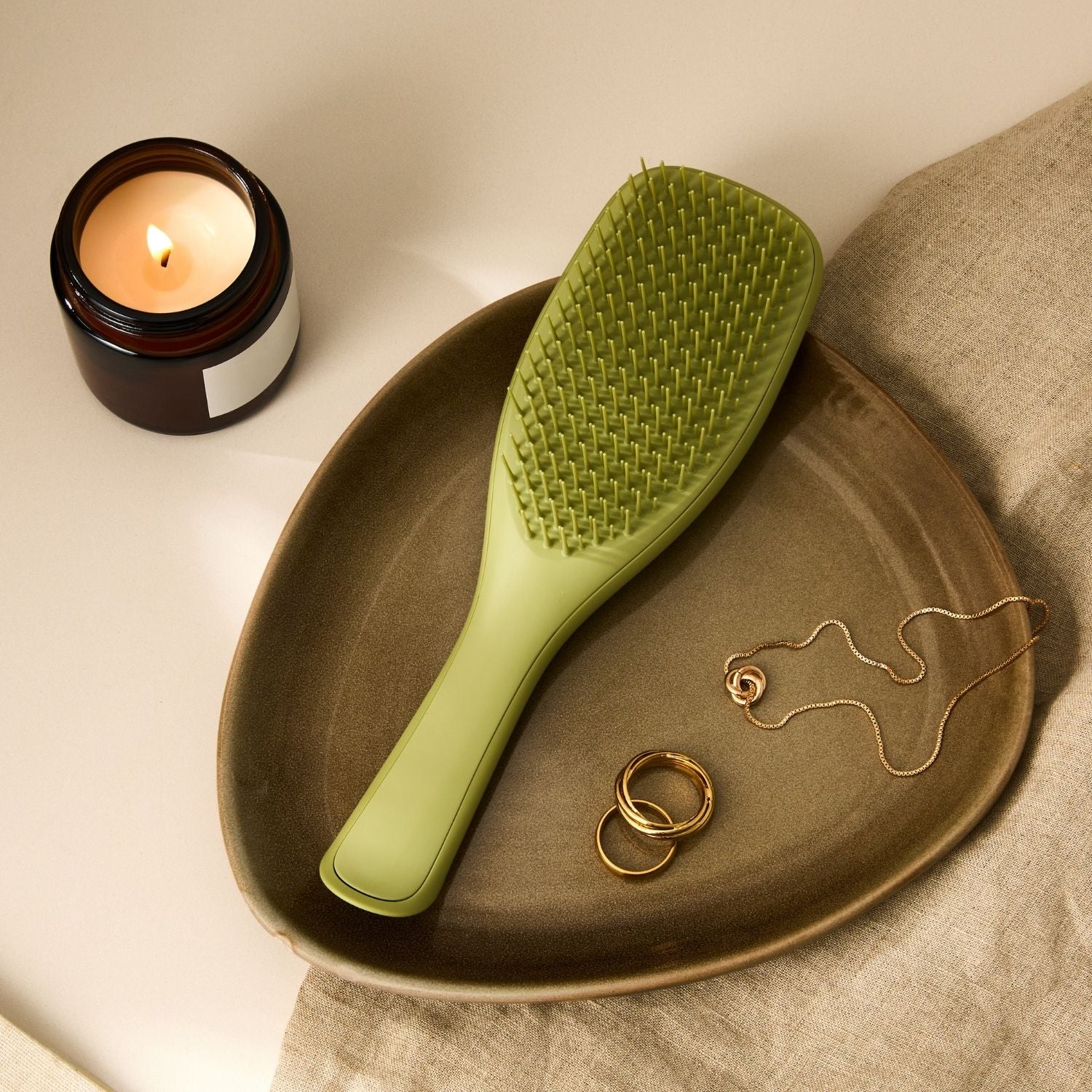 Ultimate Detangler Matte Olive Green | Tangle Teezer