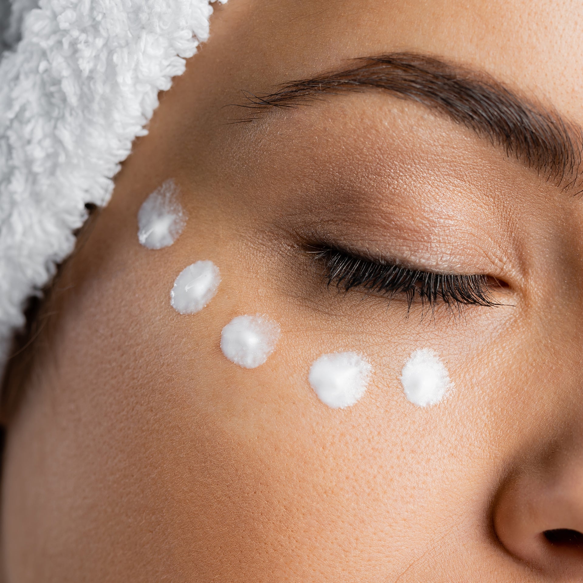 Antipigment Contorno de ojos y antiojeras 15ml | Eucerin